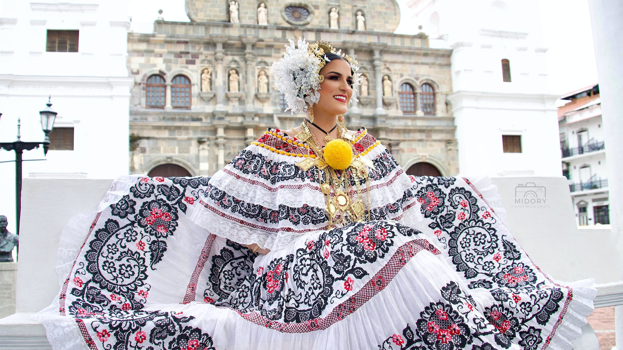 La Pollera (danse traditionnelle du Panama)