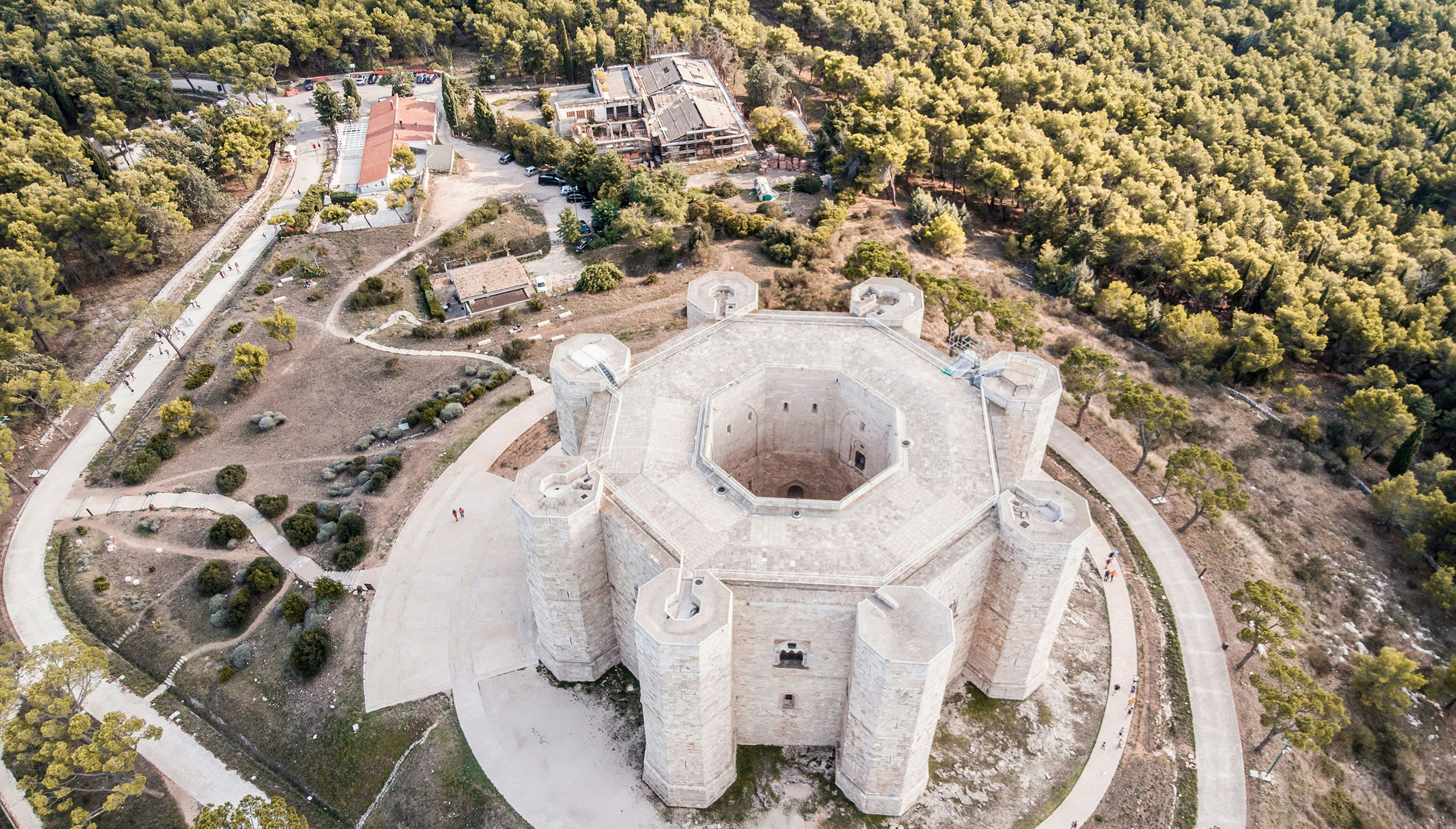 Castel del Monte.jpg